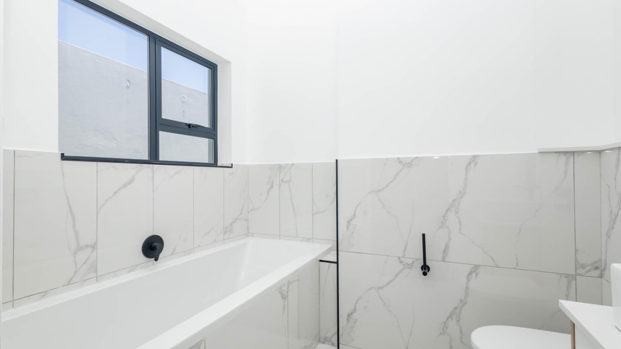 3 Bedroom Property for Sale in Sandown Western Cape